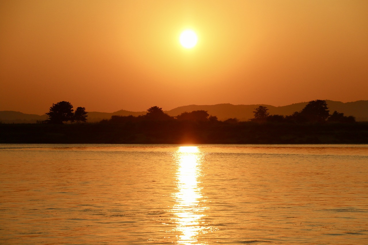 Voyage à Rivière Irrawaddy en Myanmar Voyage à Rivière Irrawaddy en Myanmar
